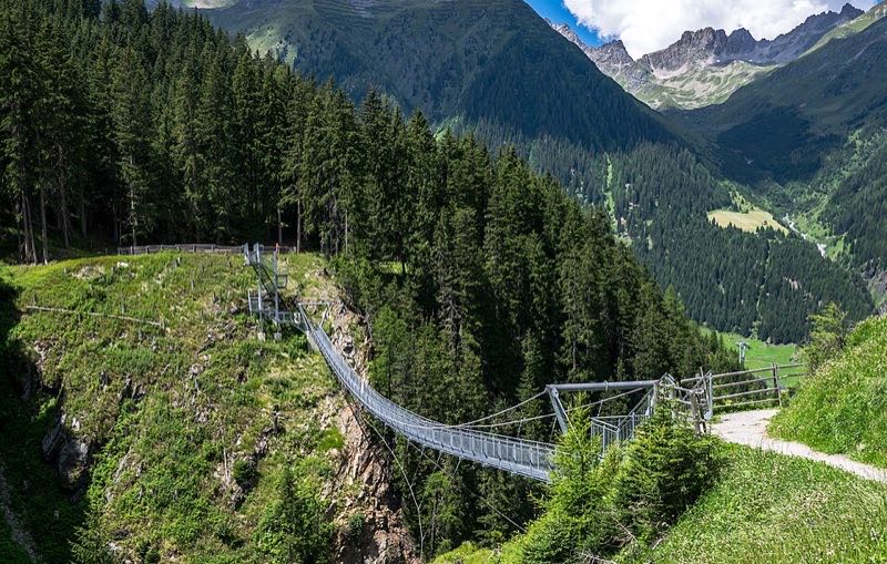 Ischgl - Hängebrücke Bärenfalle 01