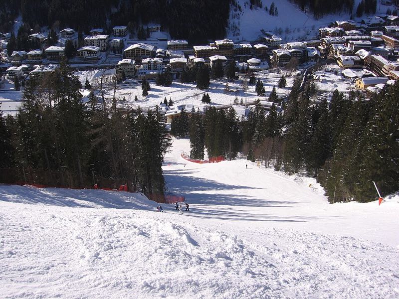 The Canalone Miramonti race piste running down into Madonna di Campiglio