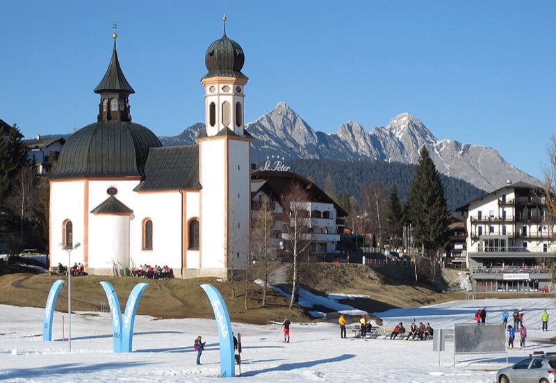 Seekirchl chapel and the Arnspitze range above the Seefeld cross-country trails
